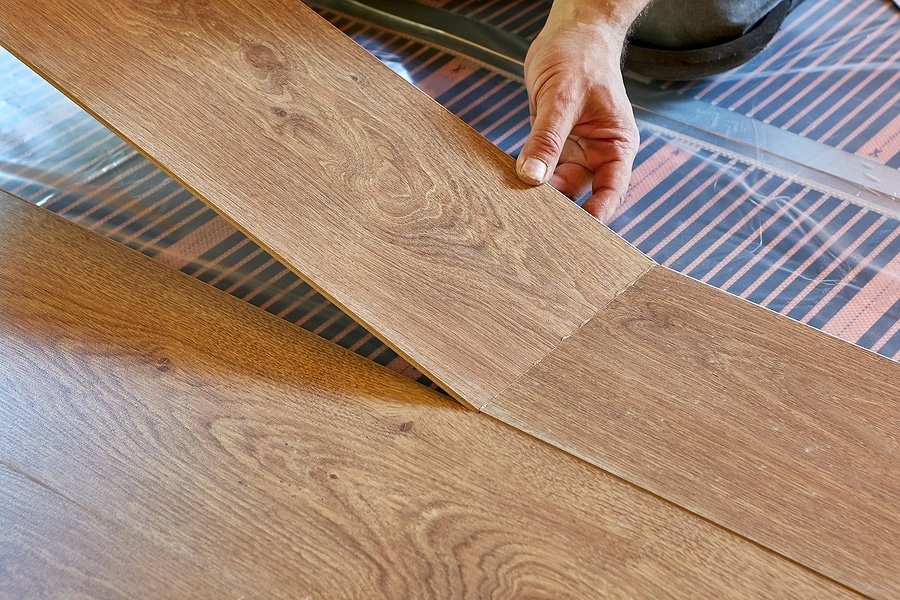Energies renouvelables : comment alimenter votre plancher chauffant ?