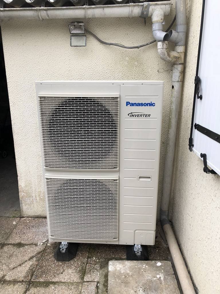 Pompe à chaleur Air Eau vu de devant 