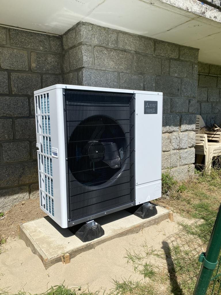 PAC Mitsubishi Electric silence 