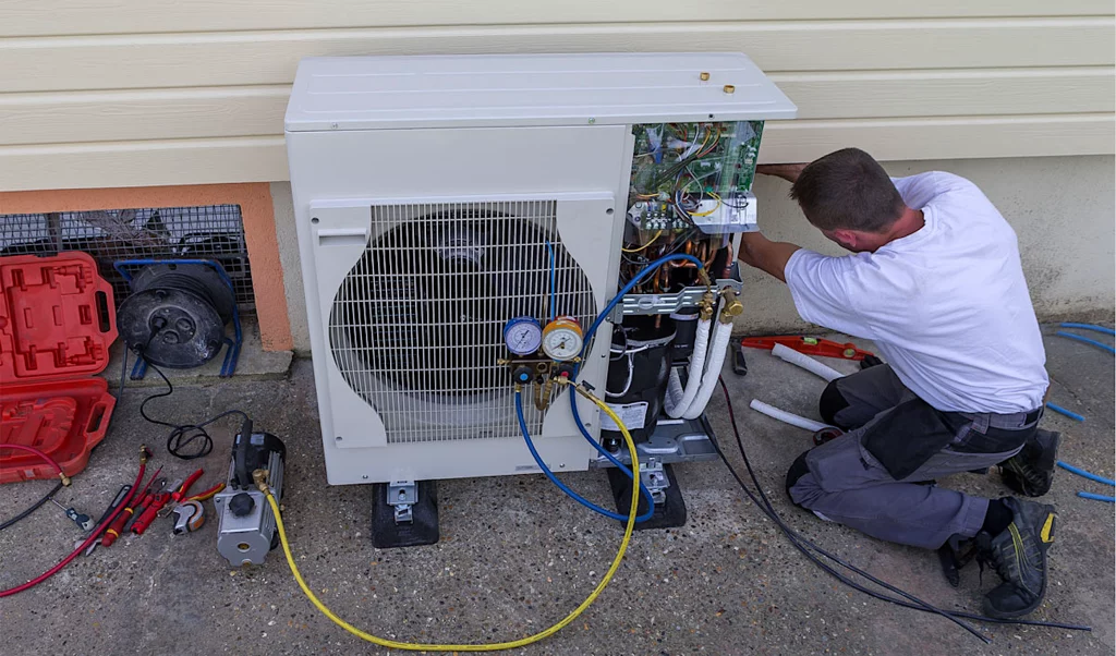 Installation d'une unité extérieure d'une PAC par un professionnel